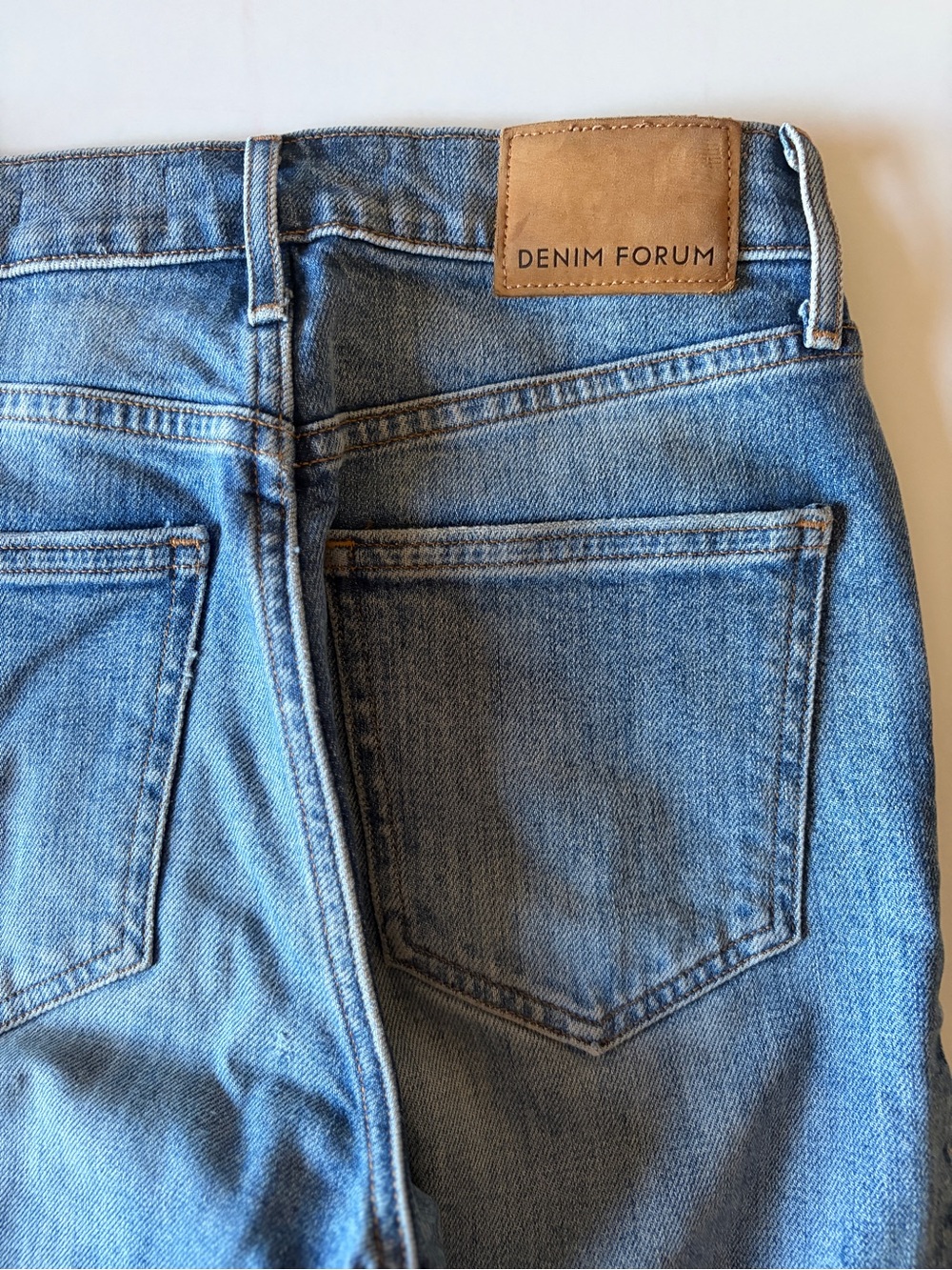 Denim forum arlo high rise straight distressed blue jeans women’s size 24 ankle - Picture 6 of 6